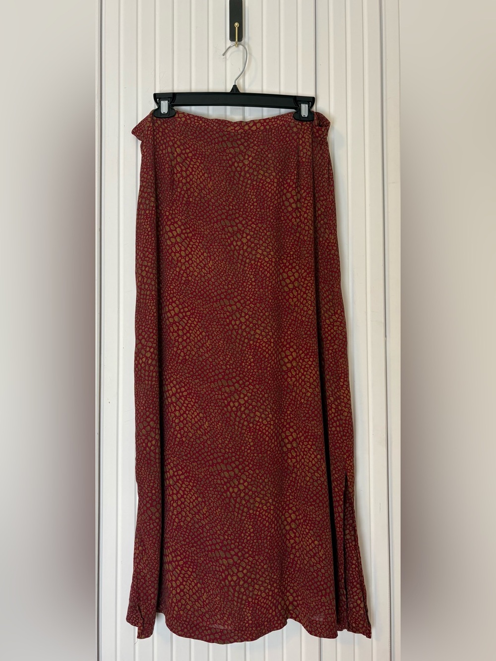 Karen Scott 100% Silk Red Gold Midi Skirt L Fall Quiet Luxury 90s Minimalist